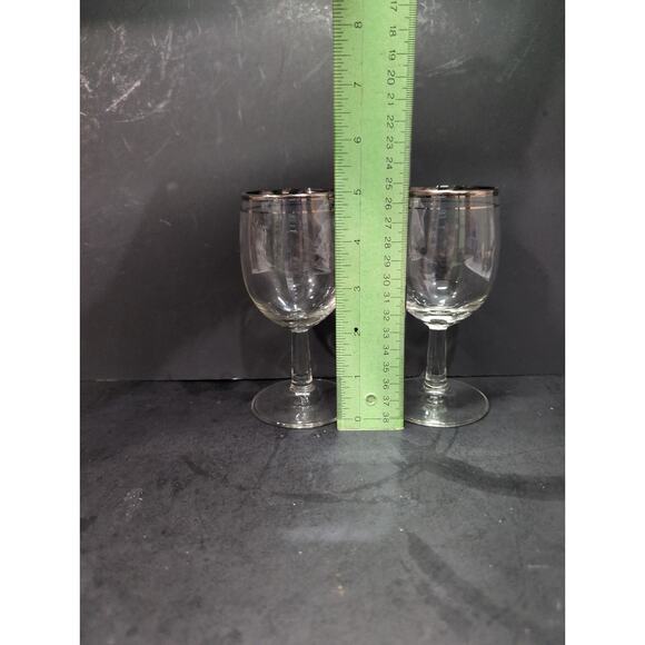 Silver Rimmed Cocktail Glasses Stemware, Set of 2, Midcentury Barware, 4 Oz - Picture 8 of 9